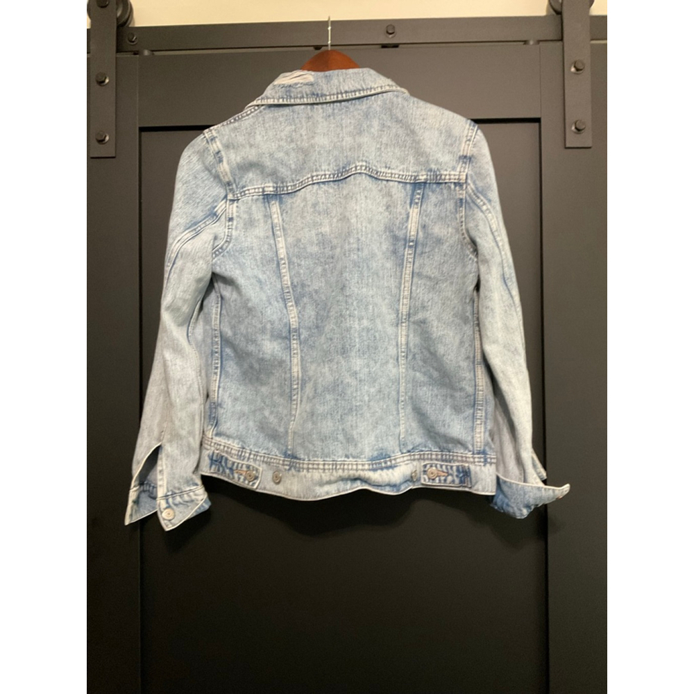 Old Navy Light Wash Distressed Denim Jacket Women's Size M - Picture 2 of 3